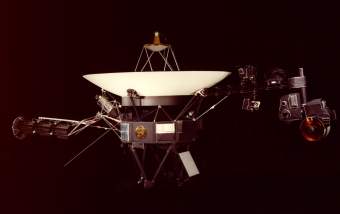 Voyager-2,    solarviews.com