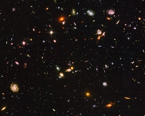Ультраглубокий космос. Фото Hubble