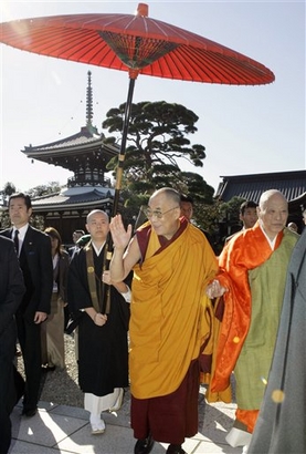 Океан мудрости и остроумия. Интервью Его Святейшества Далай-ламы японской газете «Japan Times» 