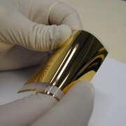 Золото, типичный драгоценный металл, в руках учёных приобретает совершенно необычные свойства 