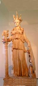 Афина Варварикон, лучшая из сохранившихся копий Афины Парфенос. Национальный археологический музей Афин 